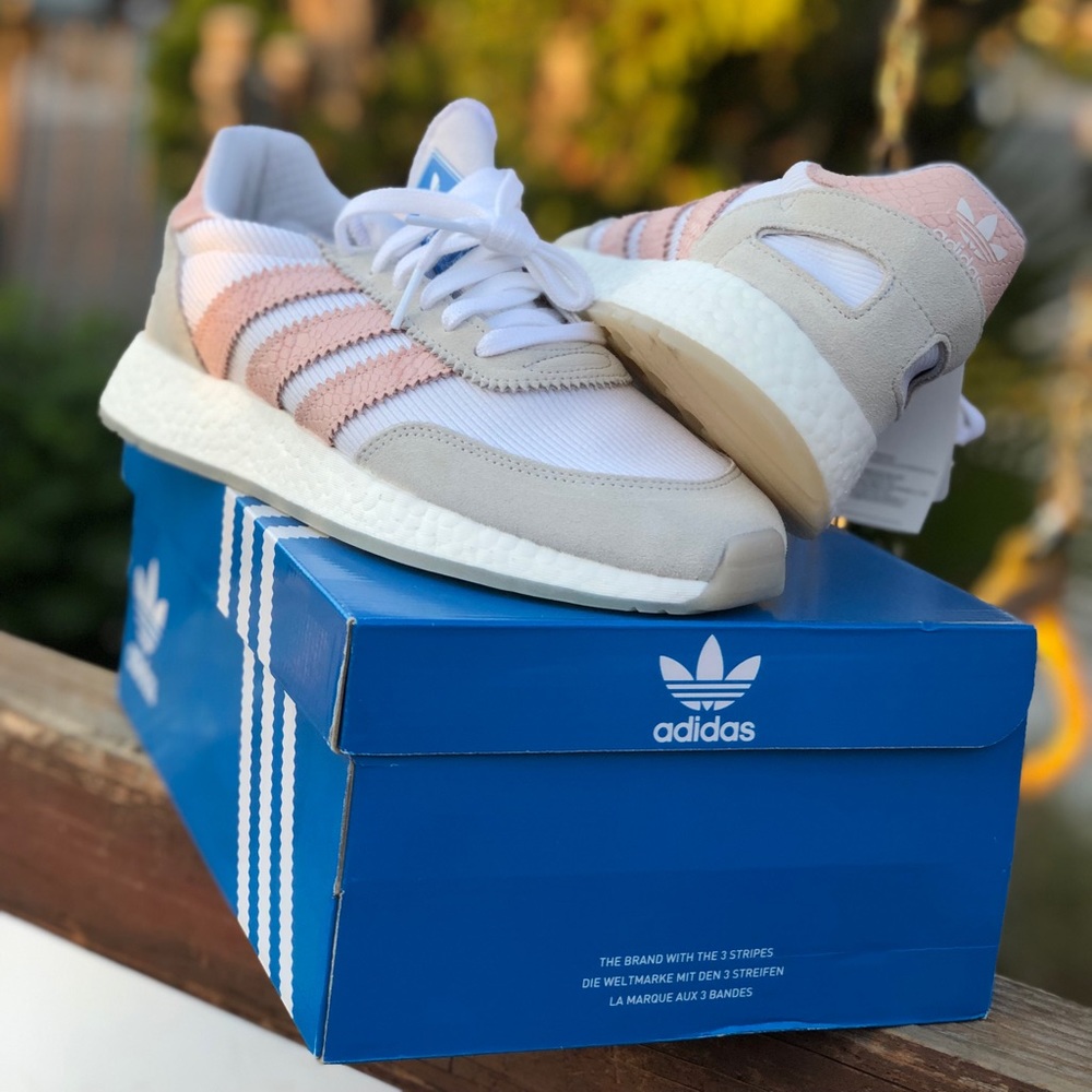 Women’s adidas iniki